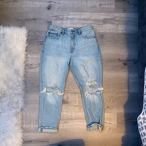 Abercrombie & Fitch High Rise Mom Jeans